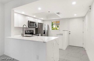 1018 Manatee Rd unit E107, Naples, FL 34114 - photo 3