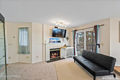209 W 22nd Ave