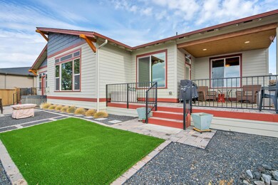 3435 SW 45th St, Redmond, OR 97756 - photo 6