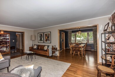 Living/Dining rooms
