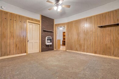 622 N 10th St, Thomas, OK 73669 - photo 7