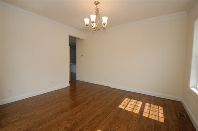 126 Brookview Dr, Hooksett, NH 03106 - photo 4