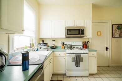 31 Mapleton St unit 1, Brighton, MA 02135 - photo 4