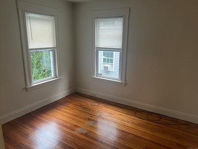 855 Brewster St unit 857, Bridgeport, CT 06605 - photo 6