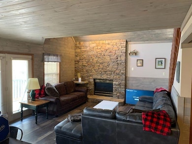 2805 FORREST LIVING ROOM WITH FP
