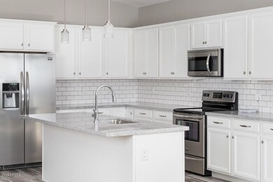 2425 N 27th St, Phoenix, AZ 85008 - photo 4