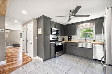 15 Trinity Dr, Nashua, NH 03063 - photo 4