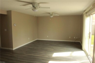 812 Sunset Ave, Sheffield Lake, OH 44054 - photo 7