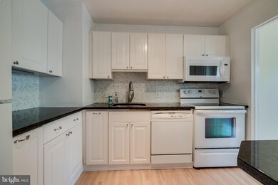 1833 California St NW unit 305, Washington, DC 20009 - photo 5
