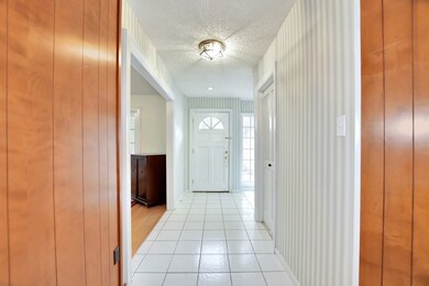 403 Towne Ct, Alvin, TX 77511 - photo 6