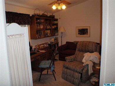 3rd bedroom/office/ sewing room with dou