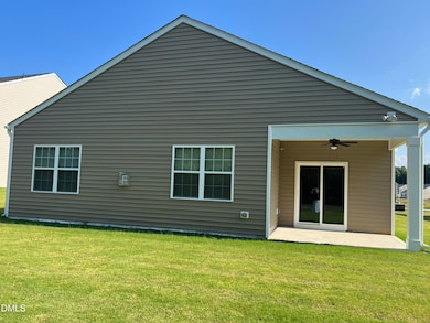 51 Blue Aspen Dr, Fuquay Varina, NC 27526 - photo 5