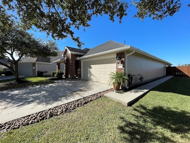2102 Pickwick Pine Dr, Humble, TX 77396 - photo 4