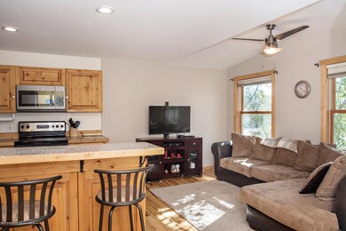 kitchen/living