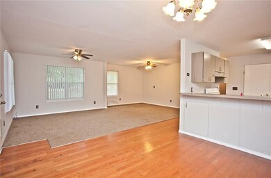 915 N Main St, Bentonville, AR 72712 - photo 4