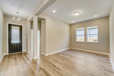 15611 Candy Apple St, Conroe, TX 77302 - photo 2