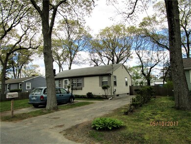  EXTERIOR FRONT HOME  DOUBLE DRIVEWAY