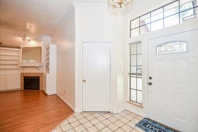 15807 Meadow Village Dr, Houston, TX 77095 - photo 3