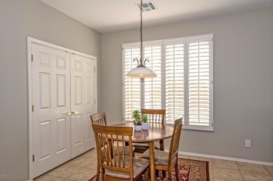011_Casual Dining