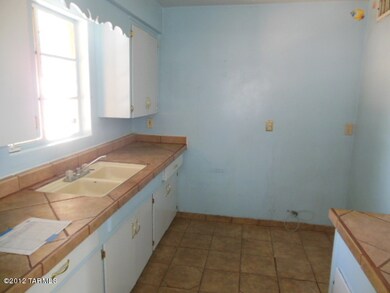 022-209419-Kitchen1
