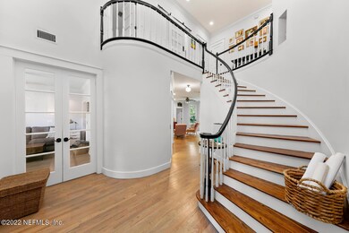 Winding stairway