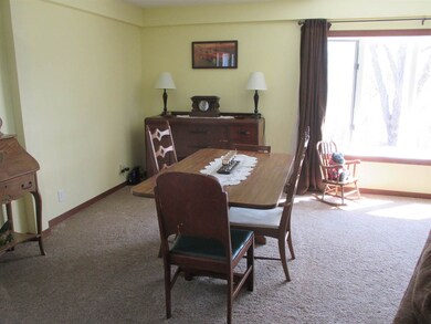 5146 S Driftwood Dr, Janesville, WI 53546 - photo 7