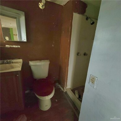 132 N Missouri Ave, Weslaco, TX 78596 - photo 7