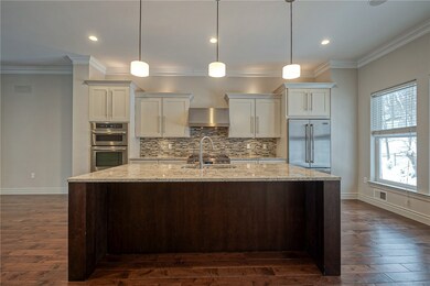 445 Wyola St, Pittsburgh, PA 15211 - photo 5