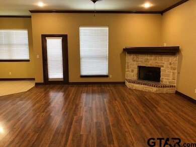 1533 1533 Skidmore, Tyler, TX 75703 - photo 3