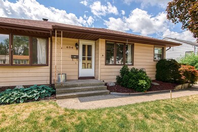 Oakcrest 656-4