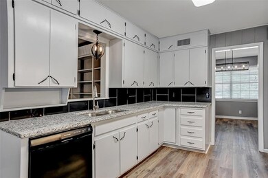 1122 S Derby St, Denison, TX 75020 - photo 6