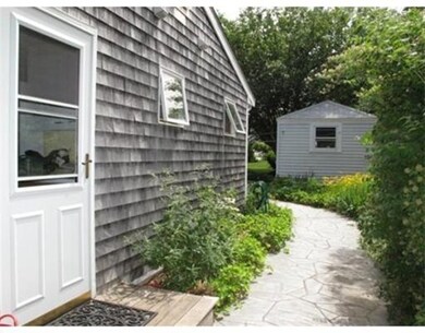 26 Palmer St, South Dartmouth, MA 02748 - photo 3