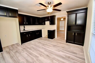 1119 Beacon St, Houston, TX 77015 - photo 7