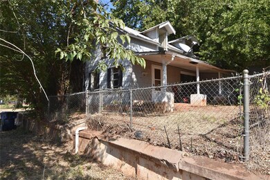 View of home's exterior