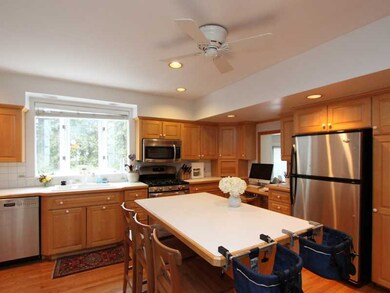 37 Wesskum Wood Rd, Riverside, CT 06878 - photo 4