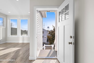 233 Dupont Ave (16)