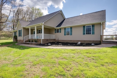 1377 Poor House Rd, Lewisburg, TN 37091 - photo 4