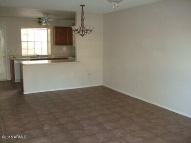 5704 E Aire Libre #1069 004
