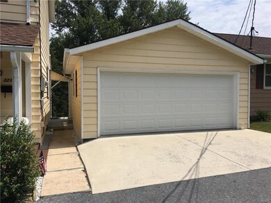 3210 Quarry St, Whitehall, PA 18052 - photo 4