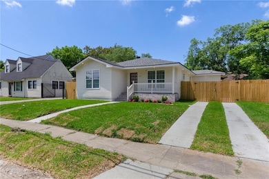 4742 Louisa Dr, New Orleans, LA 70126 - photo 2