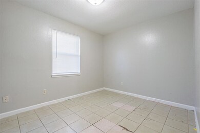 2802 Anthony St, Tampa, FL 33619 - photo 6