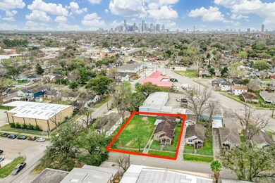 1005 Winston St, Houston, TX 77009 - photo 3