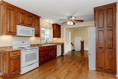 1123 Cranbrook Dr, Hixson, TN 37343 - photo 4