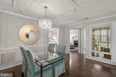 5715 Brewer House Cir unit 202, Rockville, MD 20852 - photo 7