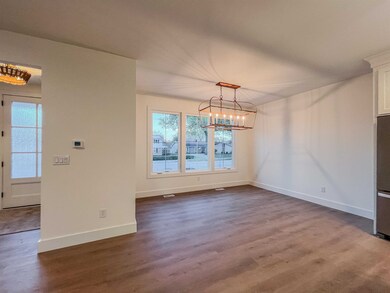 735 N Twyckenham Dr, South Bend, IN 46617 - photo 6