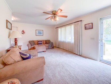 812 S 12th Ave W, Newton, IA 50208 - photo 4