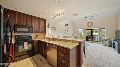 87 Village Del Lago-6