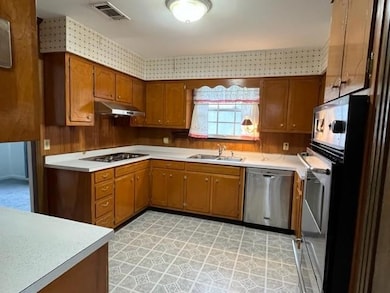 1736 11th St, Slidell, LA 70458 - photo 3