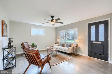 9212 Snyder Ln, Perry Hall, MD 21128 - photo 4