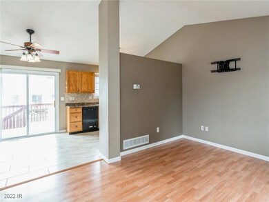 2519 Eagle Point Ct, Des Moines, IA 50320 - photo 6